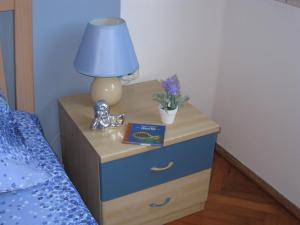 Posteľ alebo postele v izbe v ubytovaní Apartment Ella Mare