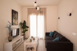 Gallery image of Lodge Apartments in Zakynthos