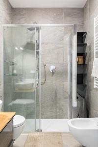 A bathroom at Porto Fluviale House