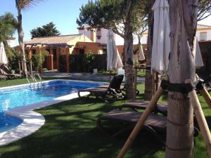 Bazén v ubytovaní Apartamento con doble entrada y piscina compartida alebo v jeho blízkosti