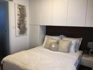 Postel nebo postele na pokoji v ubytování Luxury Villa Reina