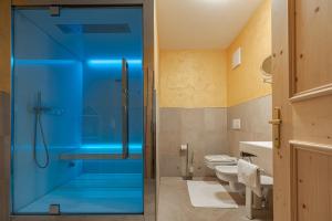 Koupelna v ubytování Hotel Foresta