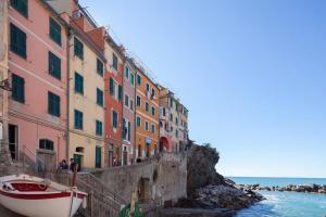 リオマッジョーレにあるGiovanna dei Rocca - appartamento sul mareのギャラリーの写真