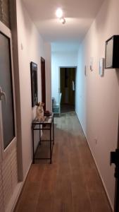A television and/or entertainment centre at apartamento Canary Style 2 las canteras