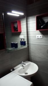 A bathroom at apartamento Canary Style 2 las canteras