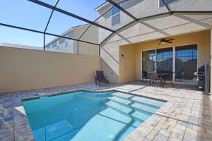 A piscina localizada em 5 Bedrooms Townhome W- Splashpool - 8205Sa ou nos arredores