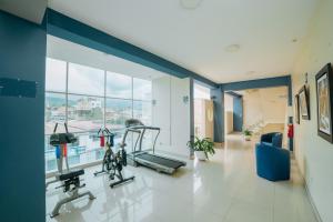 The fitness centre and/or fitness facilities at Hotel Suisui