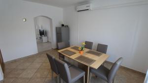 Kuchyň nebo kuchyňský kout v ubytování Apartments Stijak-Sorum