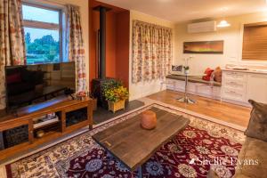 Foto da galeria de Night Sky Cottages - Kea Cottage - LUXURY em Twizel