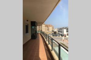 Balkón alebo terasa v ubytovaní Villa Matilde Modern 2 Bedroom Apartment Close to Beach