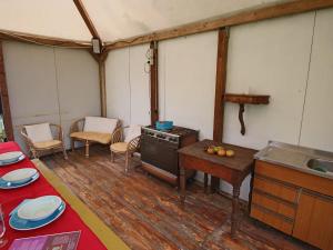 Posedenie v ubytovaní Chalet in Umbria with Private Pool