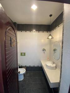 Phòng tắm tại The Urban Tuy Hòa Homestay