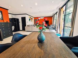 Posezení v ubytování 4poolvillas