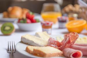 Imagine din galeria proprietății Hôtel de L'univers în Arras