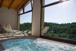 サンセポルクロにあるVilla Cantone e SPA piscina privataのギャラリーの写真