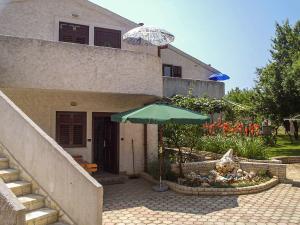 Zahrada ubytování Apartments Biserka in Banjole