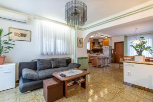 Posezení v ubytování Apartments Biserka in Banjole