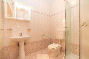 Koupelna v ubytování Rooms Glavan 63