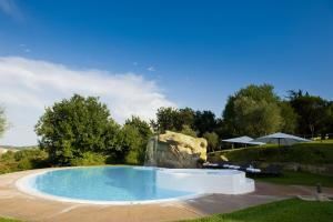 The swimming pool at or close to La Meridiana Bleisure Hotel