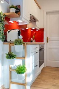 Gallery image of Sára-Lux Apartman in Nyárliget