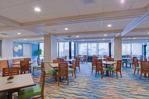 Restaurace v ubytování Nautilus Inn - Daytona Beach