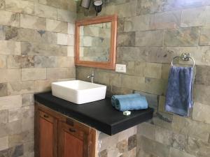 Koupelna v ubytování Mandaram villas + 37 fotografií