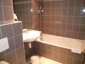 Bagno di Hôtel Gloria & Avenue