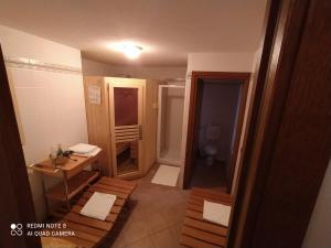 Ein Badezimmer in der Unterkunft Hotel Ristorante da Otto