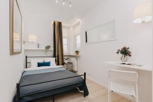 Zdjęcie z galerii obiektu Stadion Narodowy Warszawa UNIT ApartmentMini noclegi Super lokalizacja przy Metro MiniStudio with private banthroom w Warszawie