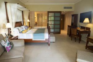 Postel nebo postele na pokoji v ubytování Maritim Resort & Spa Mauritius