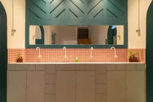 Imagem da galeria de Wonderloft Hostel Kota Tua em Jacarta