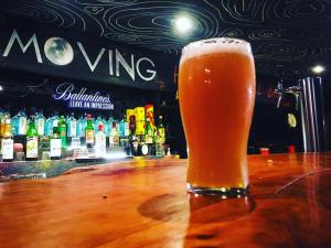 Nápoje v ubytování Moving Hostel Travel Bar