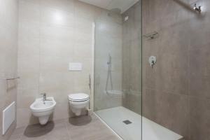 A bathroom at Bed & Bike