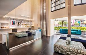 Uma área de estar em INNSiDE by Meliá São Paulo ITAIM