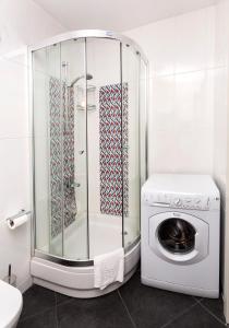 A bathroom at Turkuaz Suites Bosphorus