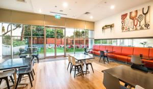 Posezení v ubytování ibis Melbourne - Glen Waverley