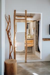 Ein Etagenbett oder Etagenbetten in einem Zimmer der Unterkunft Residencia El Balatà
