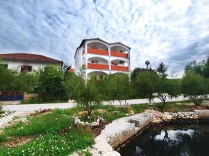 Gallery image of Apartment Bajan 545 in Jadrtovac