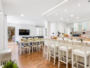 Nhà bếp/bếp nhỏ tại KALIMA LUXURY PROPERTY Big Terrace