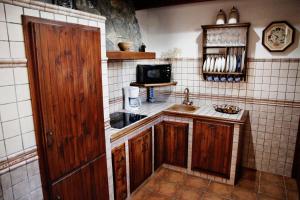 Una cocina o zona de cocina en Casa Patricia SpainSunRentals 1052