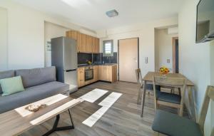 Kuchyň nebo kuchyňský kout v ubytování CARLOS MANSION LUXURY SUITES