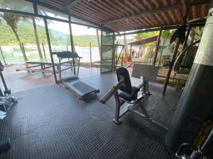 Fitnesscenter och/eller fitnessfaciliteter på Aquario Pousada Hostel - Night Club