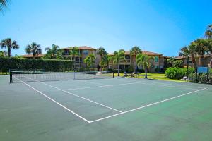 Secluded condo on Sanibel's quiet west end - Blind Pass D102