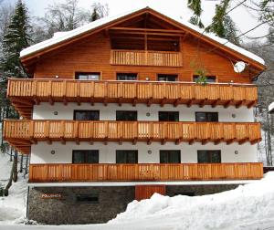 Budova, v ktorej sa apartmán nachádza