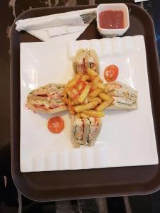 Hrana v oz. blizu hotela