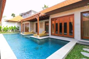 Three Brothers Bungalows & Villas内部或周边的泳池