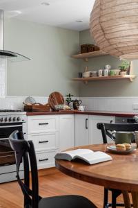 Cucina o angolo cottura di Ship Inn Stanley