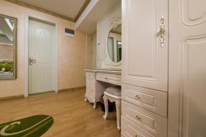 Gallery image of Hotel Helin Central in Craiova