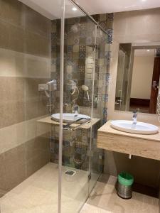 Koupelna v ubytování Hotel Ami Grace