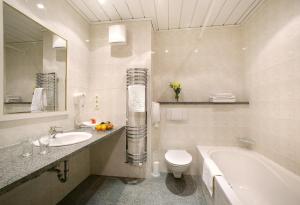 Ein Badezimmer in der Unterkunft Hotel Konvice